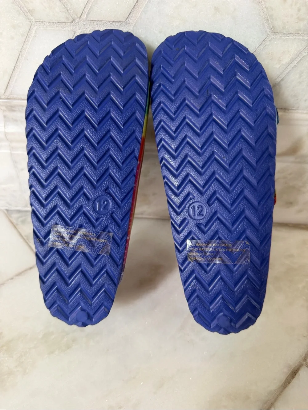 NWOT Size 12 Girls Nordstrom Harper Canyon Tie Dye Sandals